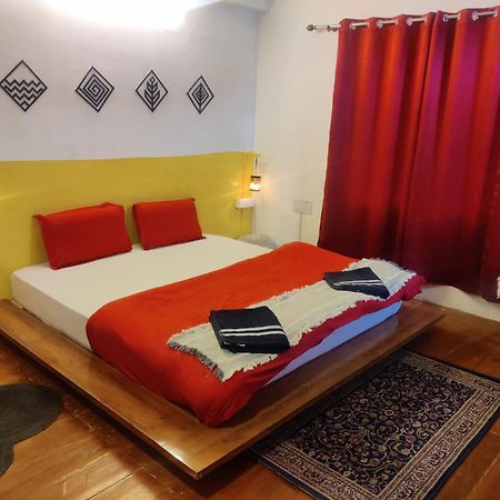 Mitra Mcleodganj Hostel McLeod Ganj Bagian luar foto