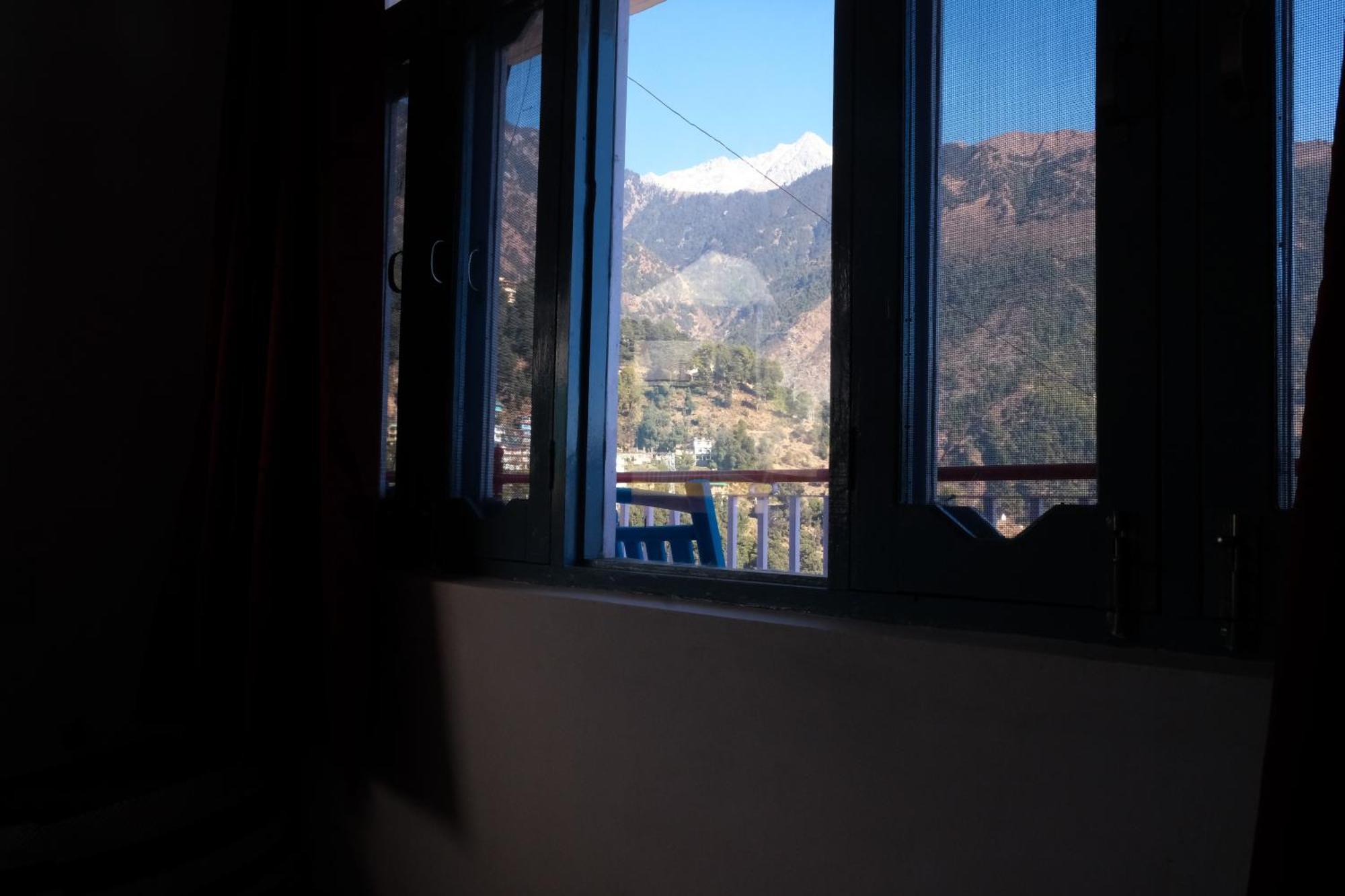 Mitra Mcleodganj Hostel McLeod Ganj Bagian luar foto