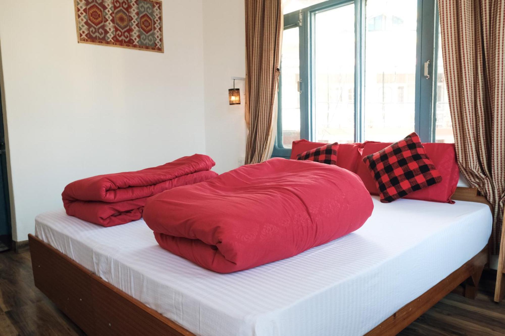 Mitra Mcleodganj Hostel McLeod Ganj Bagian luar foto