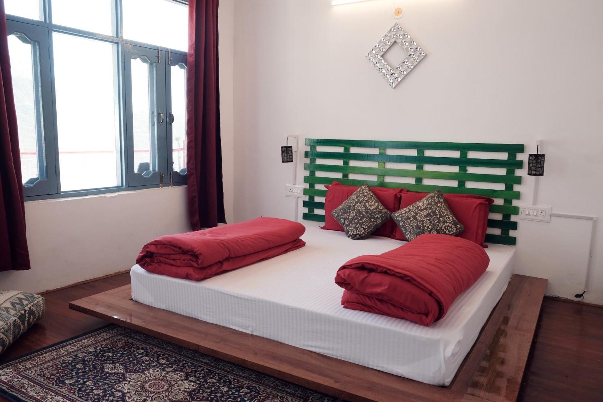 Mitra Mcleodganj Hostel McLeod Ganj Bagian luar foto