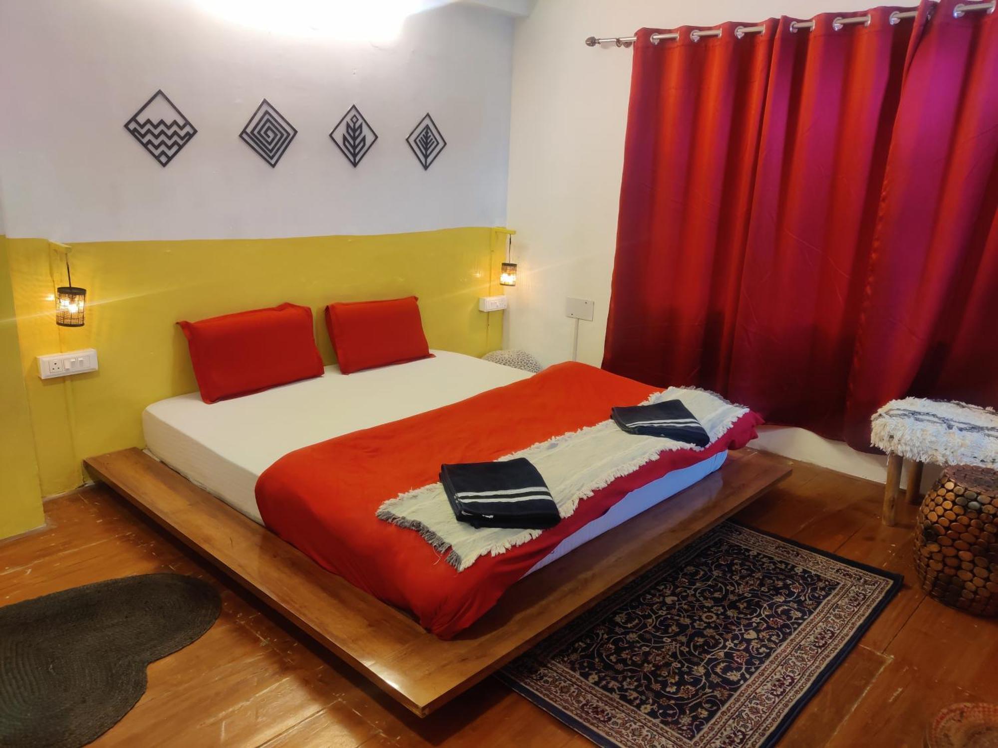 Mitra Mcleodganj Hostel McLeod Ganj Bagian luar foto