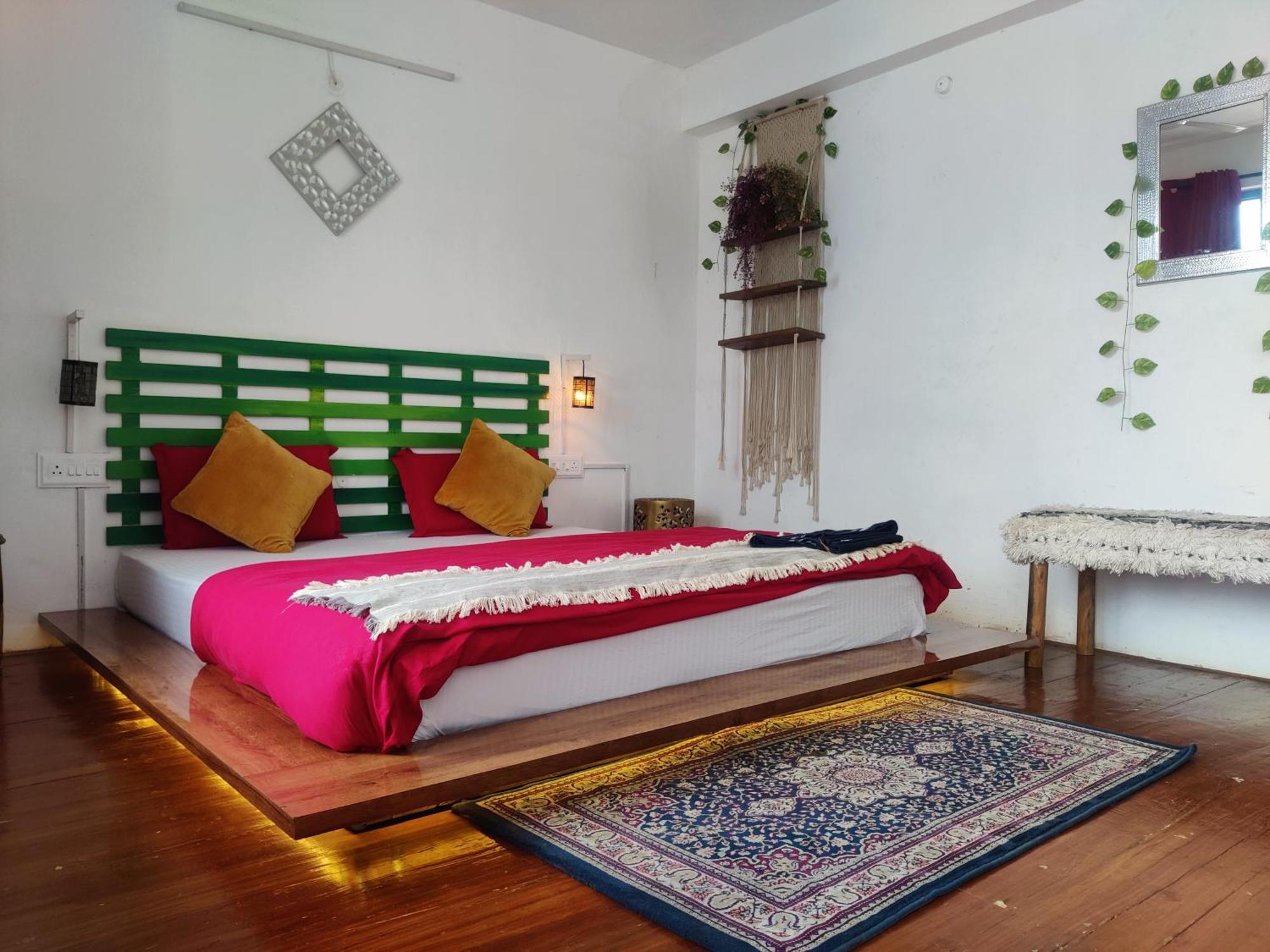 Mitra Mcleodganj Hostel McLeod Ganj Bagian luar foto
