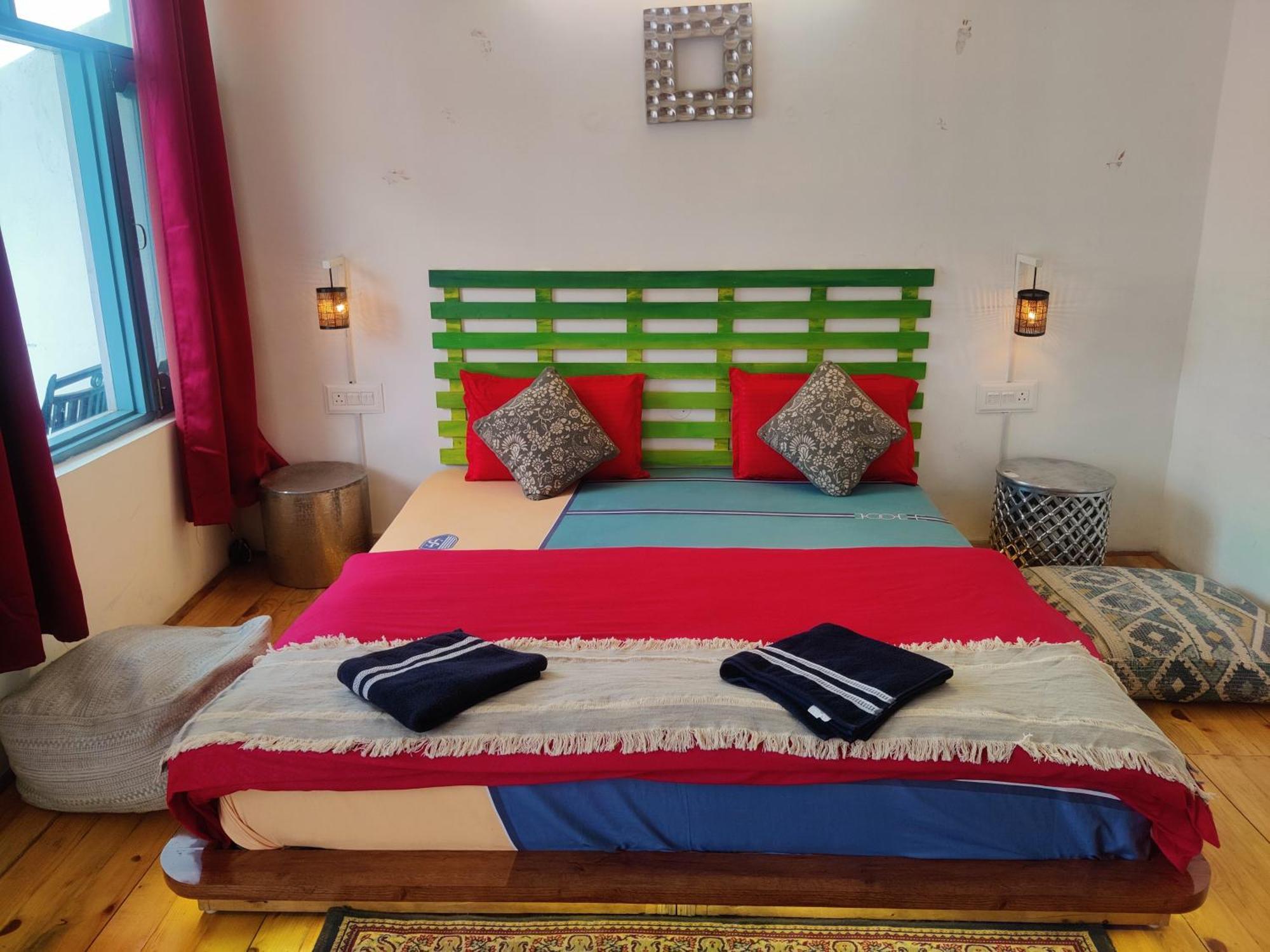 Mitra Mcleodganj Hostel McLeod Ganj Bagian luar foto