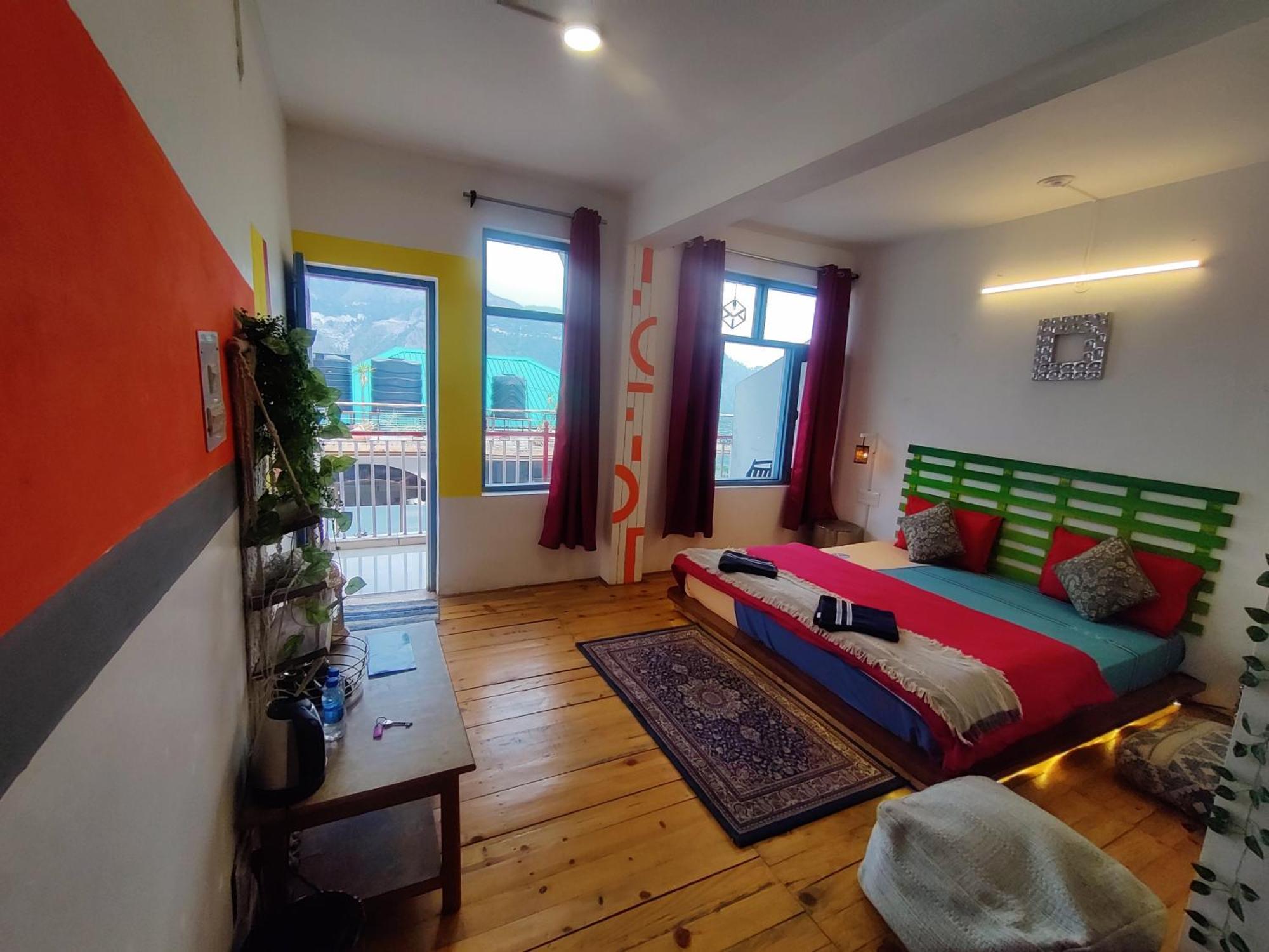 Mitra Mcleodganj Hostel McLeod Ganj Bagian luar foto